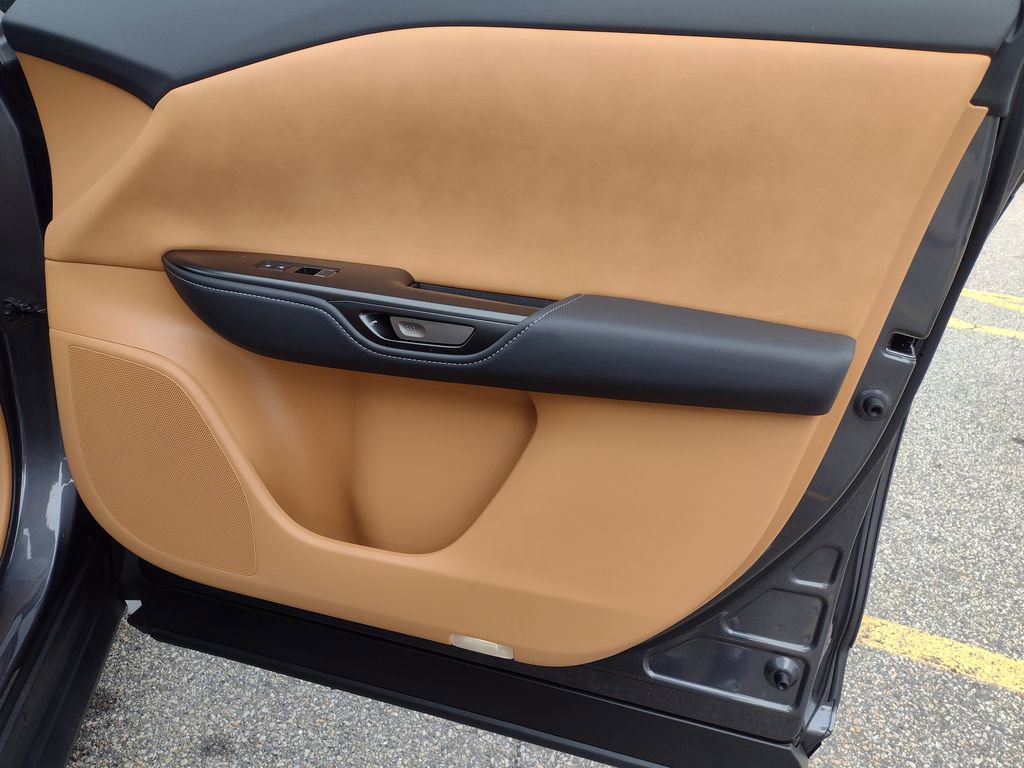 Used 2025 Lexus RZ 450e w/ Technology Package image 21