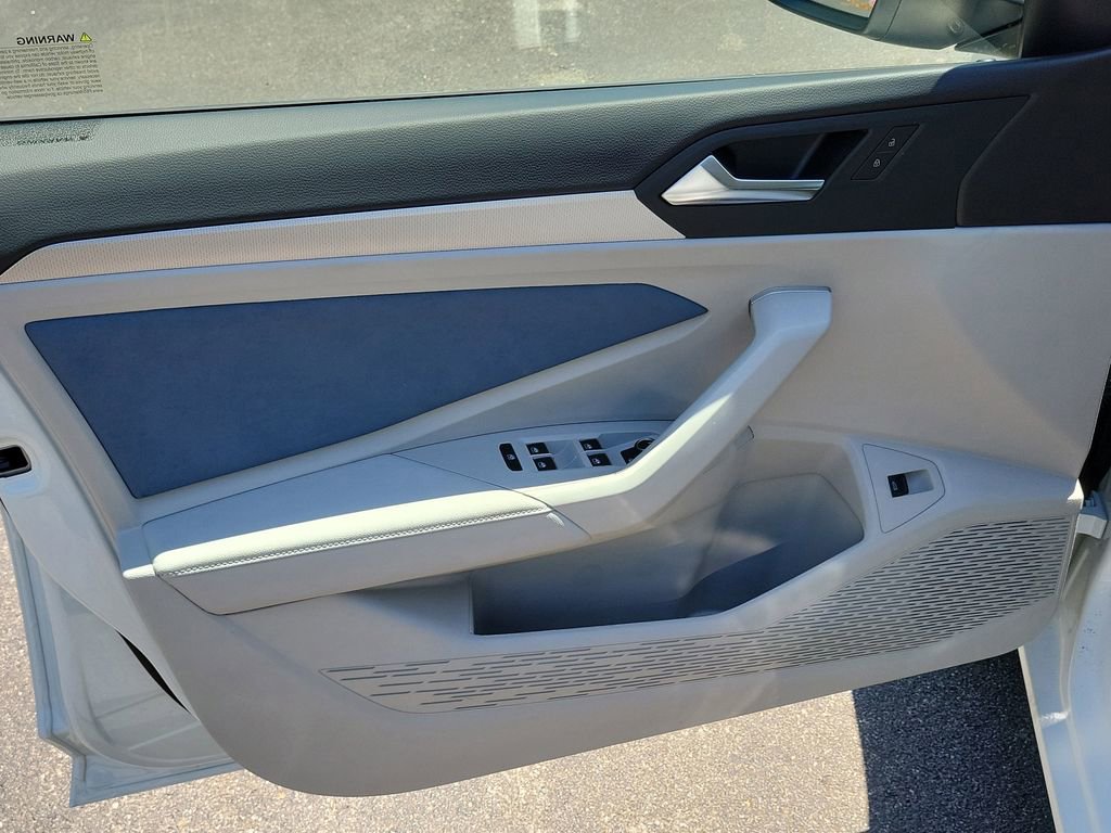 New 2026 Volkswagen Jetta SE image 12