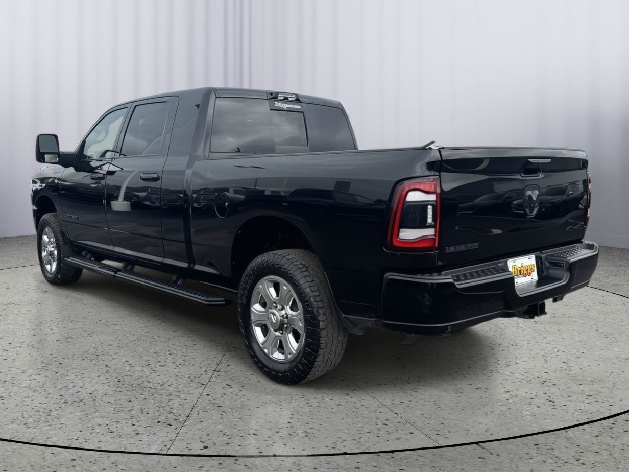 Used 2023 RAM 3500 Laramie AWD/4WD image 3