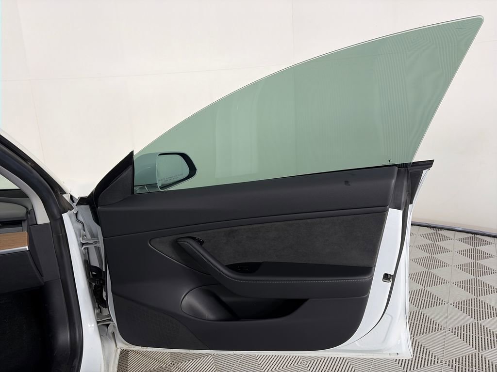 Used 2019 Tesla Model 3 AWD/4WD image 25