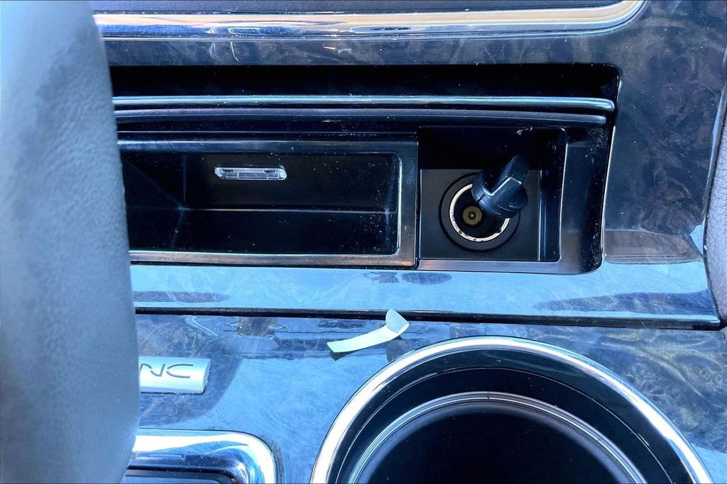 Used 2017 Lincoln Navigator Select image 24
