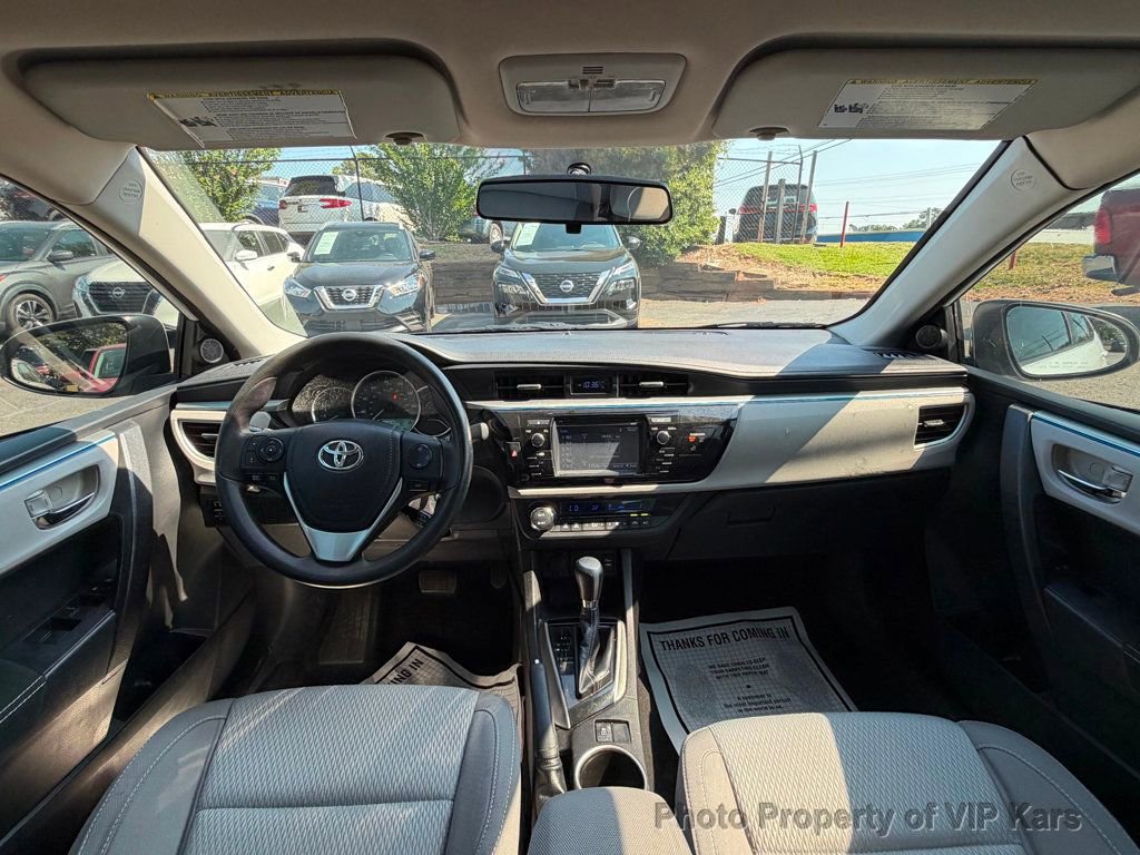 Used 2016 Toyota Corolla LE FWD image 13