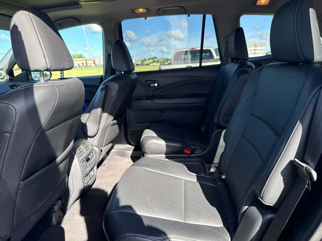 Used 2017 Honda Pilot Elite image 16
