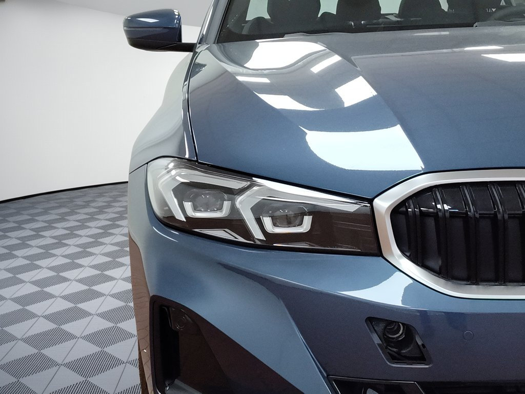 Used 2026 BMW 330i xDrive Sedan w/ Premium Package AWD/4WD image 11