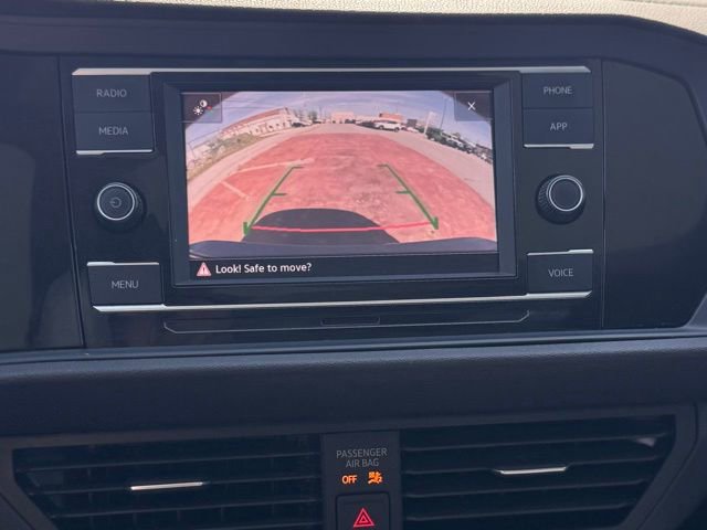 Used 2024 Volkswagen Jetta SE FWD image 17