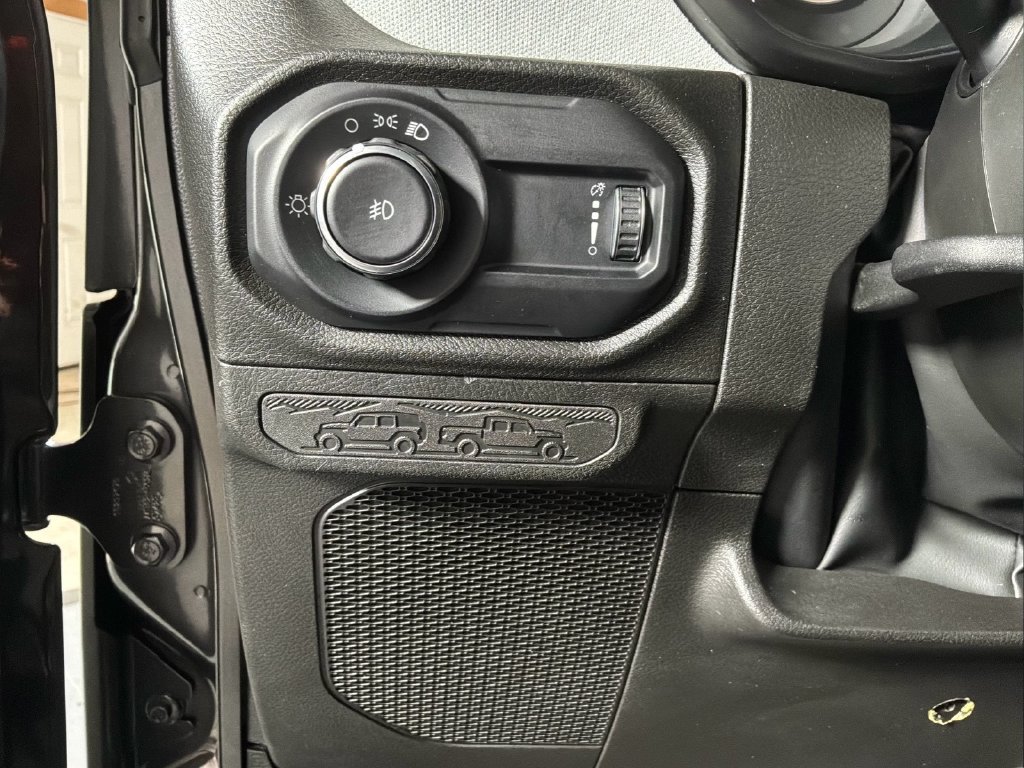 Certified 2024 Jeep Wrangler Sport AWD/4WD image 21