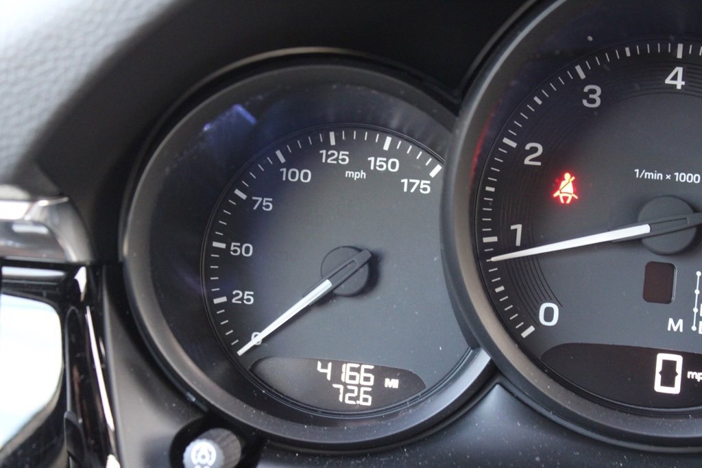 Used 2025 Porsche Macan image 19