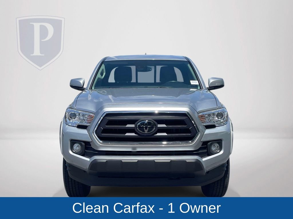 Used 2022 Toyota Tacoma SR5 w/ Technology Package RWD image 3