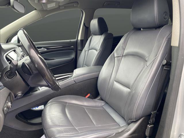 Used 2018 Buick Enclave Premium image 12
