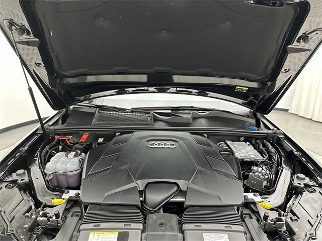 Certified 2025 Audi Q7 3.0T Premium w/ Convenience Package image 27