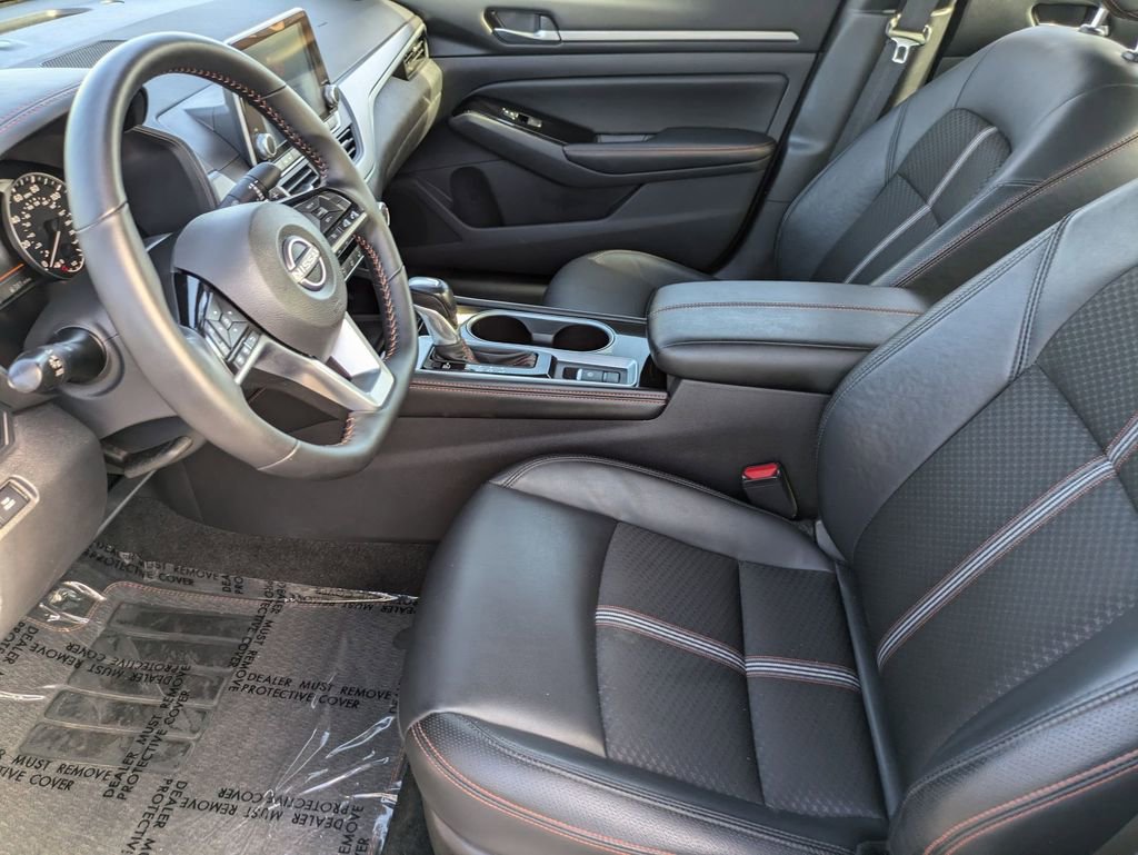 Used 2025 Nissan Altima 2.5 SR image 23