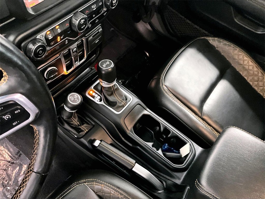 Used 2022 Jeep Wrangler Unlimited Sahara image 20