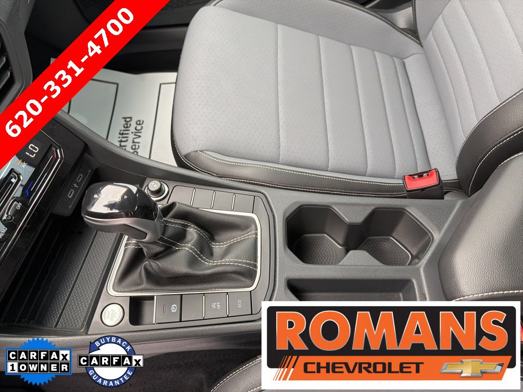 Used 2025 Volkswagen Jetta SE image 16