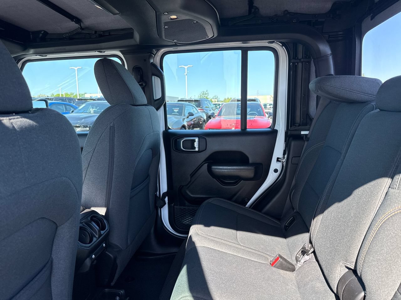 Used 2025 Jeep Gladiator Sport AWD/4WD image 13