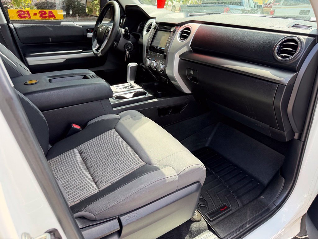 Used 2016 Toyota Tundra SR5 w/ SR5 Upgrade Package RWD image 17