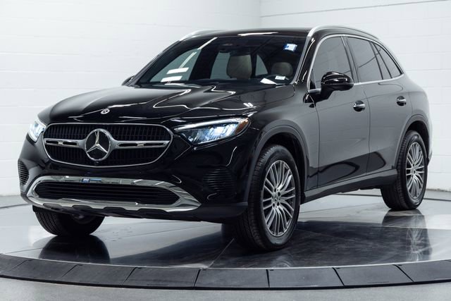 Used 2024 Mercedes-Benz GLC 300 4MATIC image 6