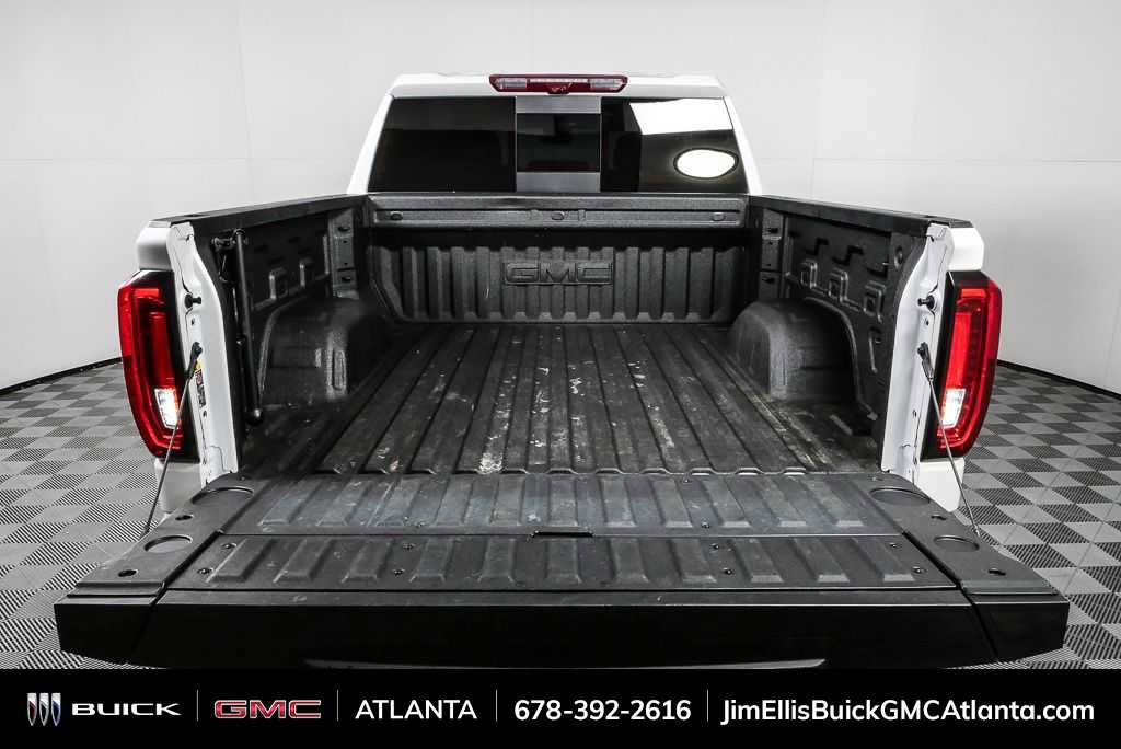 Used 2025 GMC Sierra 1500 Denali w/ Technology Package AWD/4WD image 32
