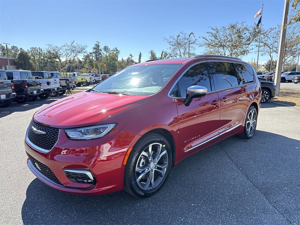 New 2026 Chrysler Pacifica Pinnacle image 7
