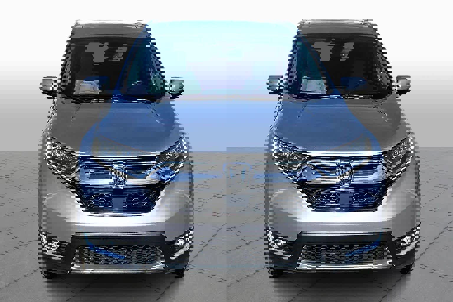 Used 2018 Honda CR-V Touring image 4