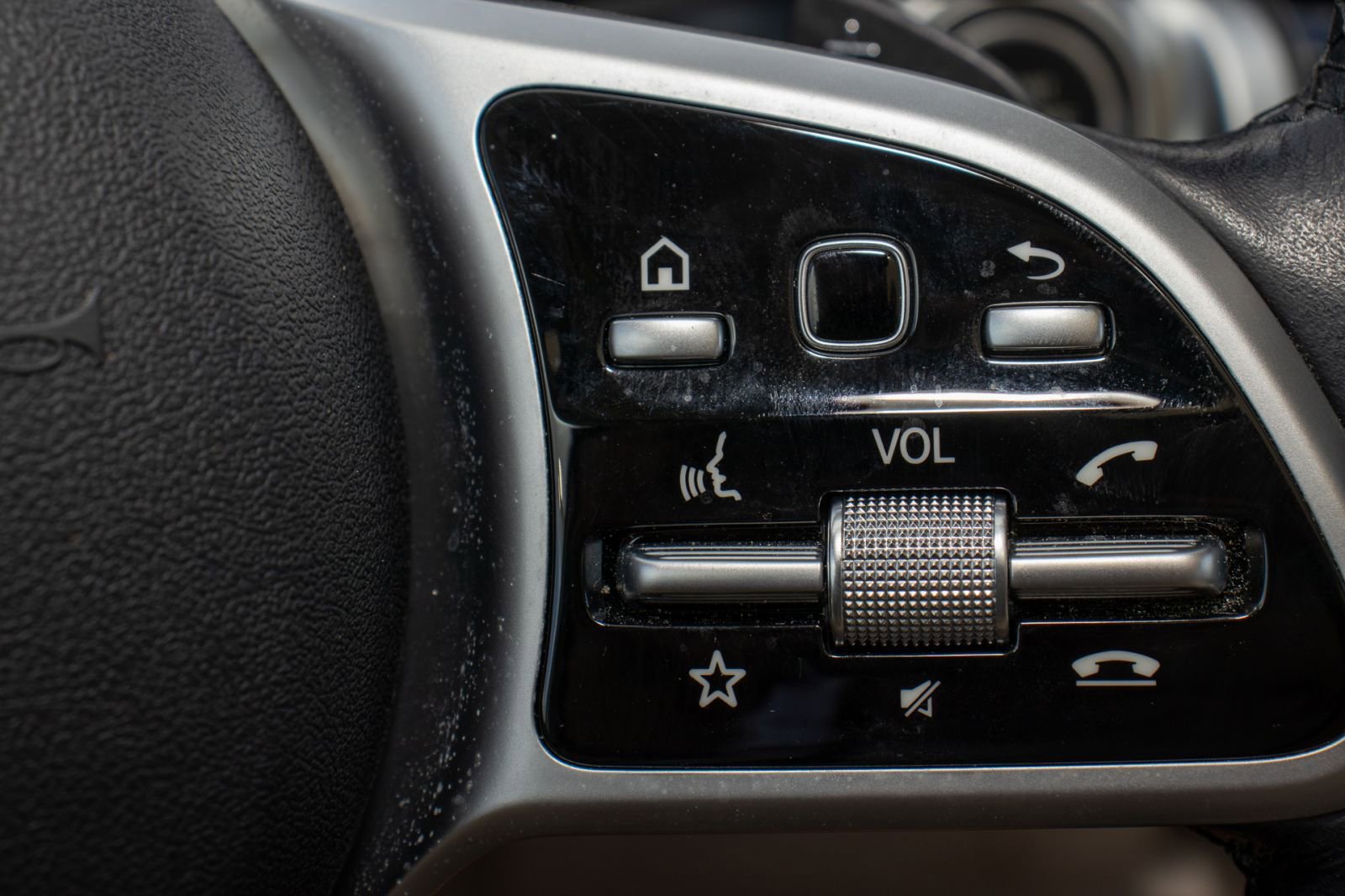 Used 2020 Mercedes-Benz GLB 250 image 29