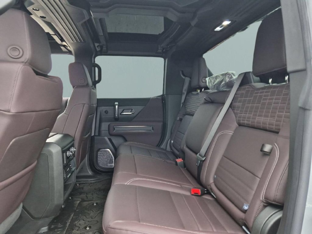 New 2026 GMC Hummer EV 4x4 Crew Cab image 24