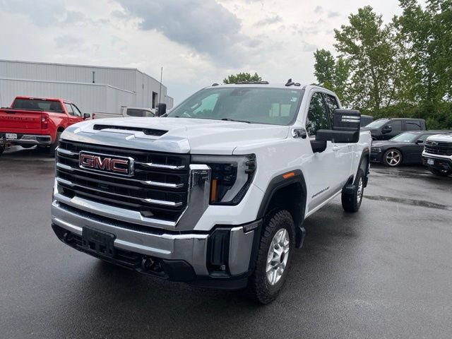 Used 2024 GMC Sierra 2500 SLE w/ SLE Value Package; AWD/4WD image 1