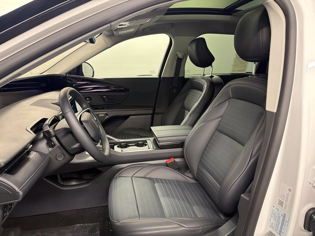 New 2026 Lincoln Nautilus Reserve AWD/4WD image 29
