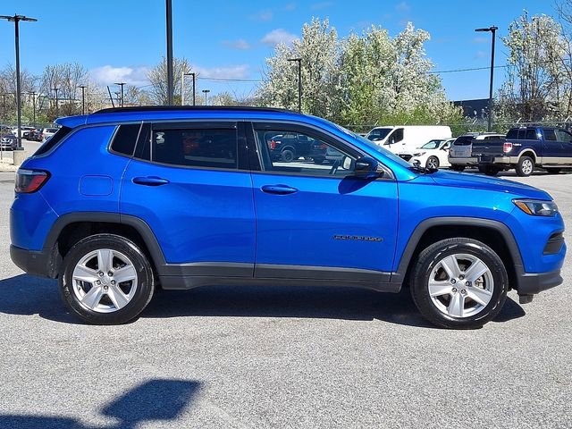 Used 2022 Jeep Compass Latitude w/ Convenience Group AWD/4WD image 10