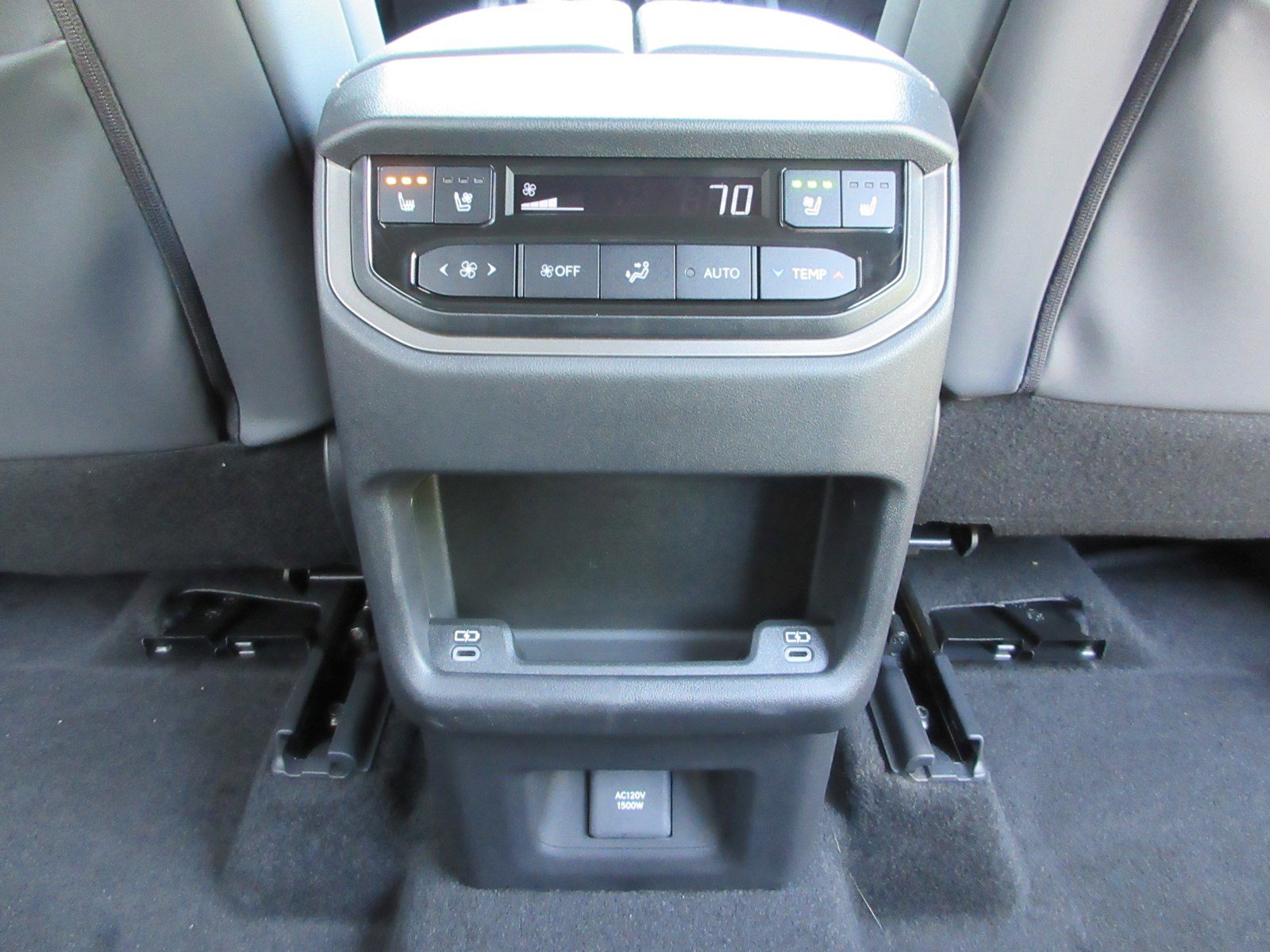 New 2026 Lexus TX 500h AWD image 20