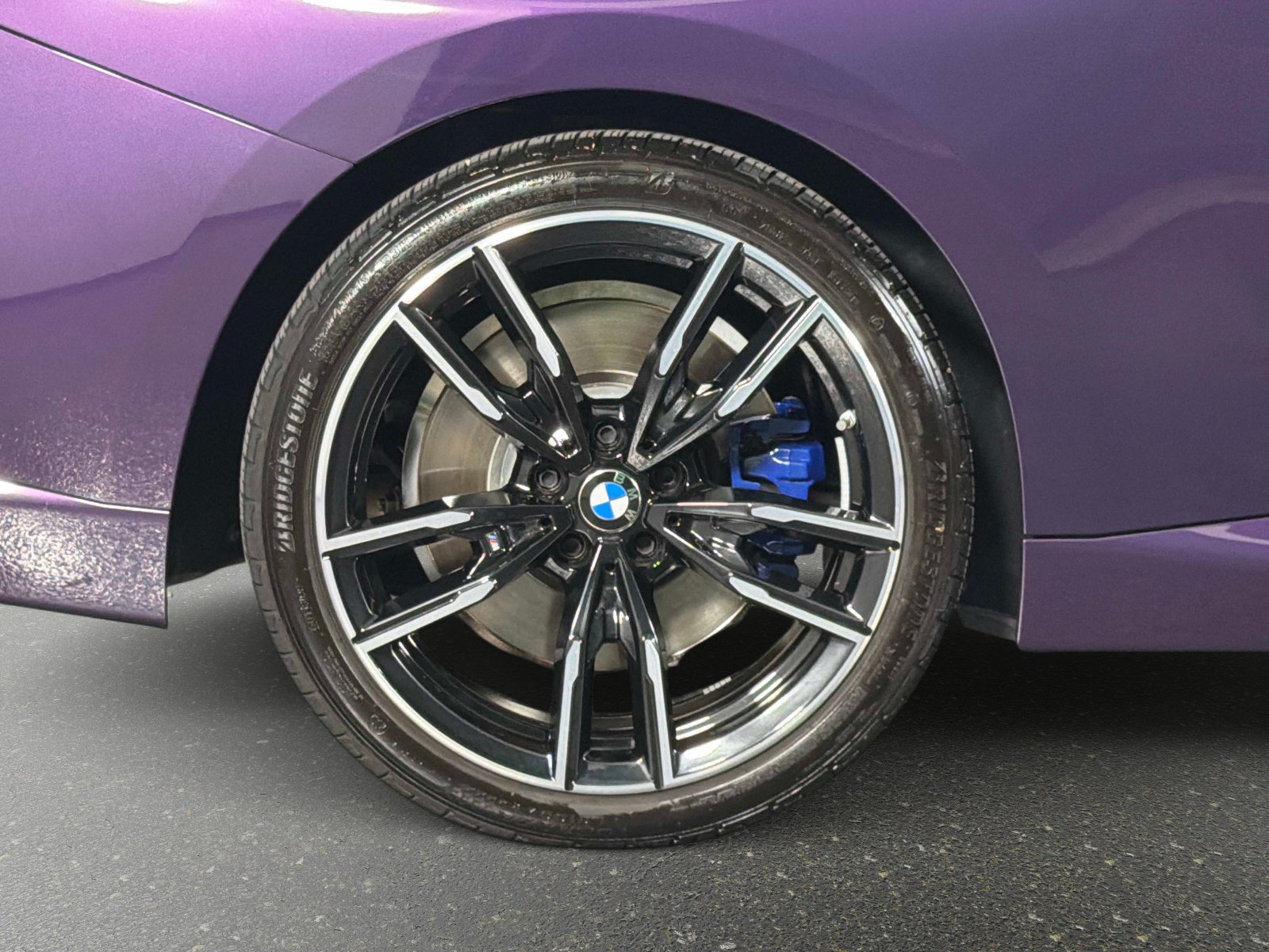 Used 2025 BMW M240i Coupe RWD image 5