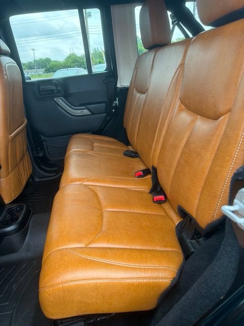 Used 2015 Jeep Wrangler Unlimited Sport w/ Quick Order Package 24S AWD/4WD image 9