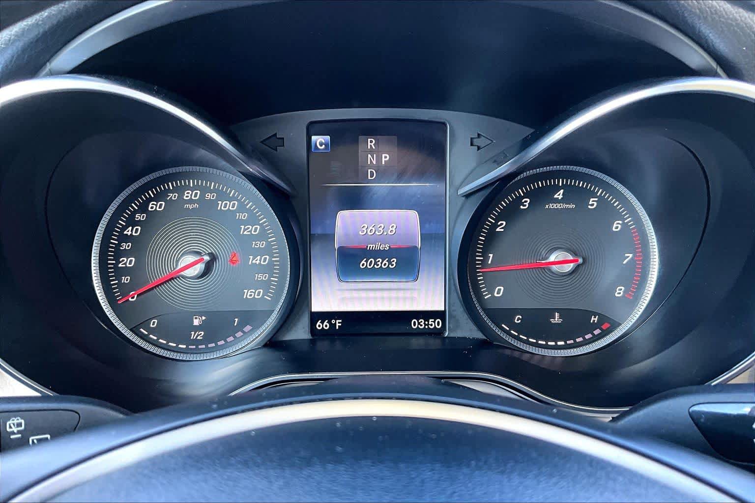 Used 2019 Mercedes-Benz GLC 300 4MATIC image 26