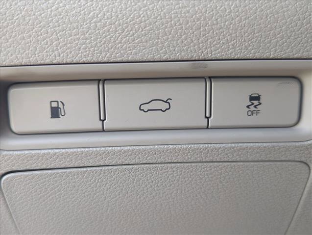 Used 2016 Hyundai Sonata SE FWD image 11
