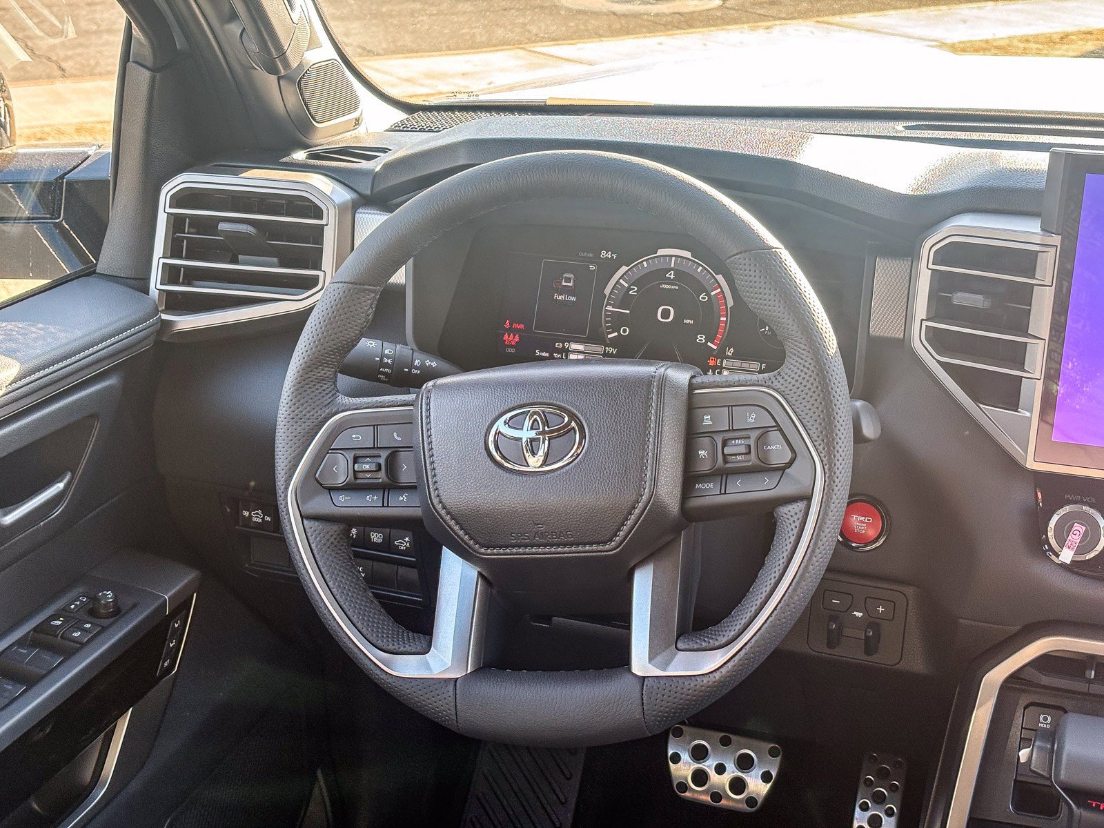 New 2026 Toyota Tundra Limited AWD/4WD image 18
