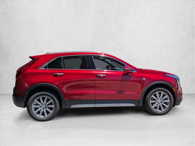 Used 2023 Cadillac XT4 Premium Luxury w/ Enhanced Visibility Package FWD image 4