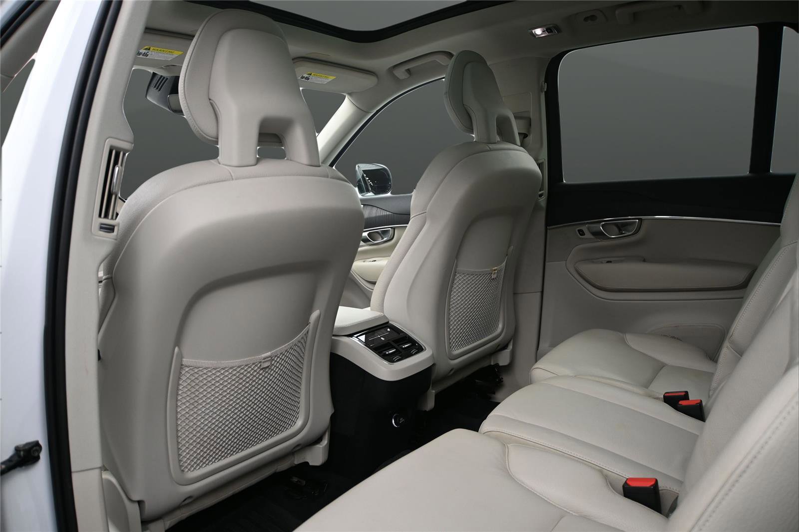 Used 2020 Volvo XC90 T6 Momentum AWD/4WD image 11