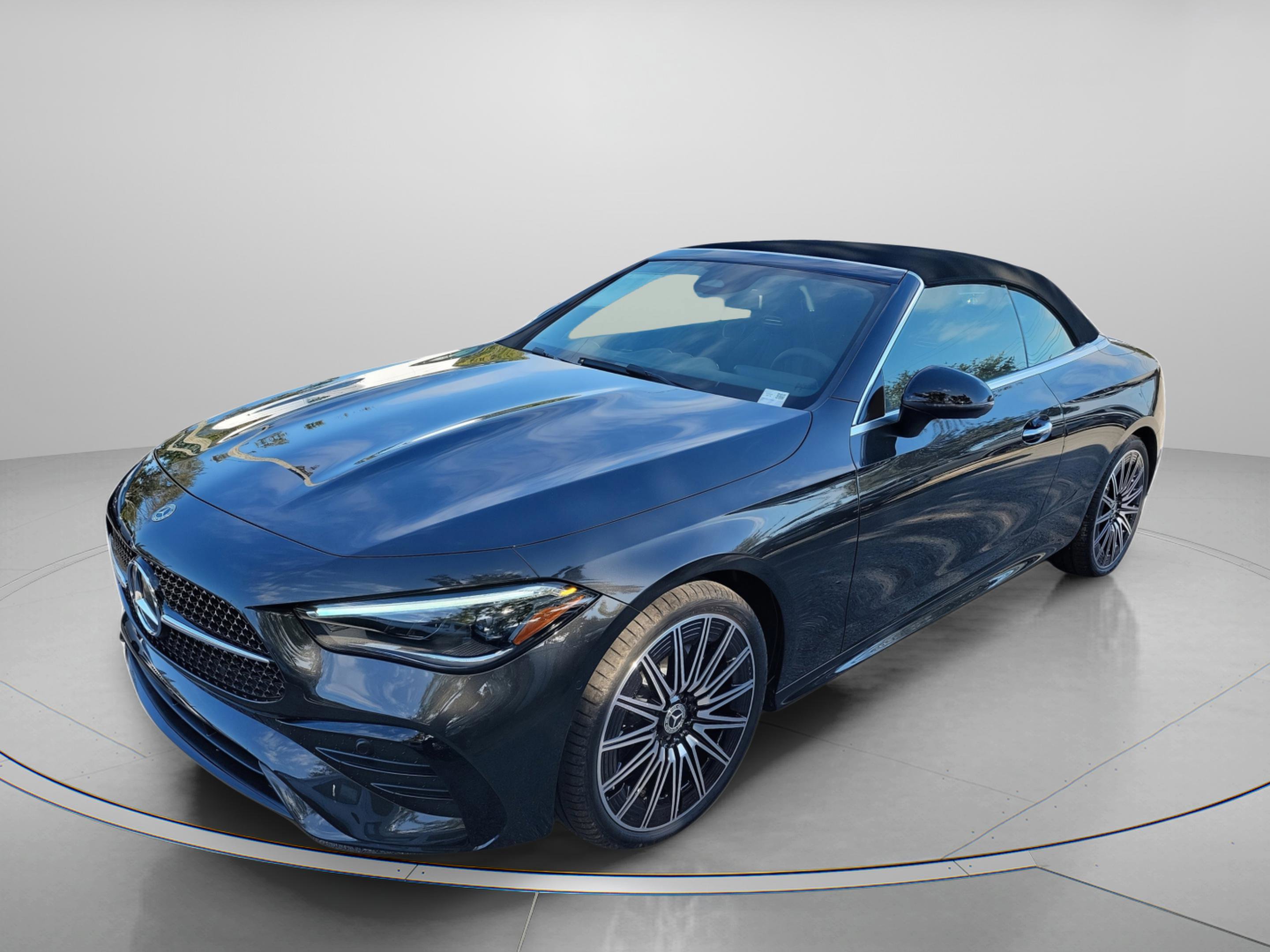 New 2026 Mercedes-Benz CLE 300 4MATIC Cabriolet image 2