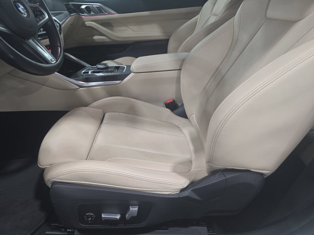 Used 2024 BMW 430i Convertible w/ M Sport Package RWD image 16