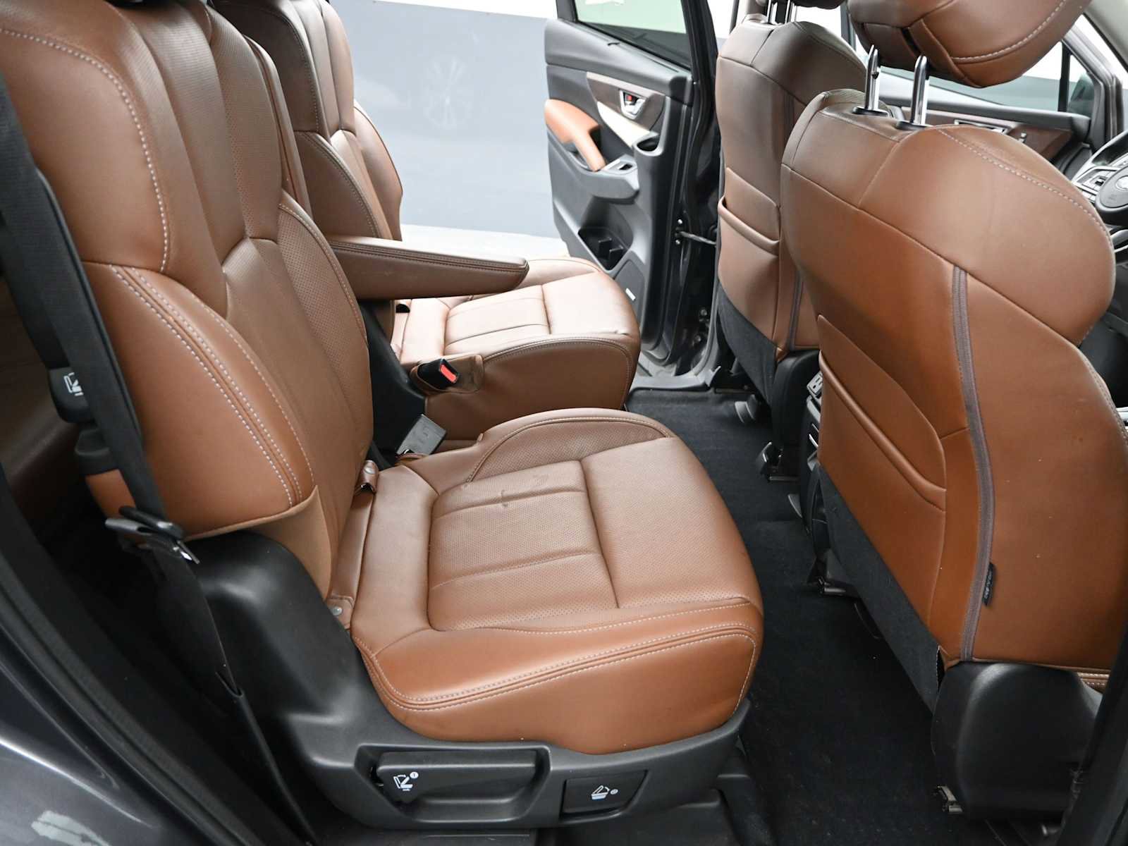 Used 2021 Subaru Ascent Touring AWD/4WD image 41