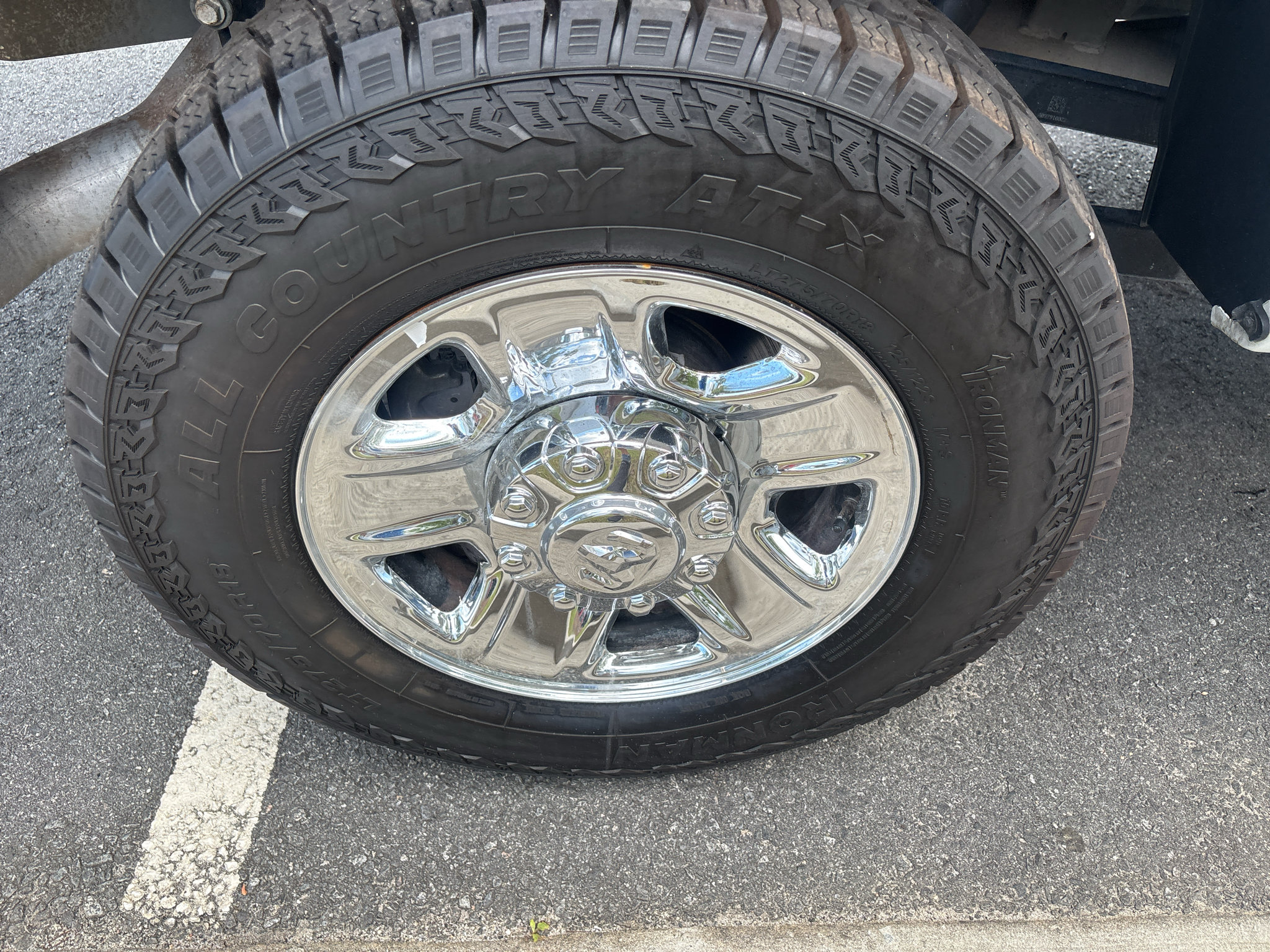 Used 2022 RAM 2500 Tradesman w/ Chrome Appearance Group AWD/4WD image 26