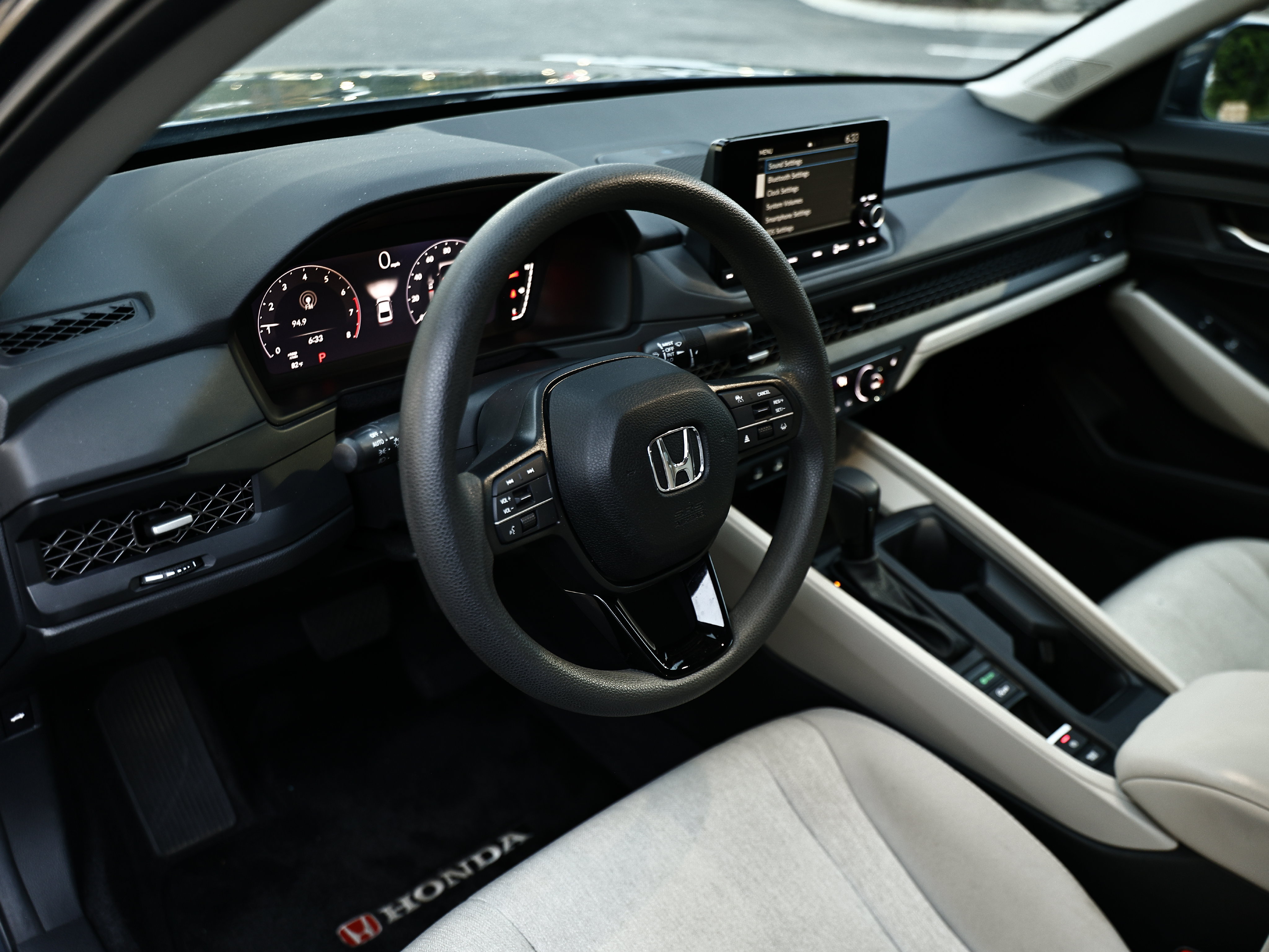 Used 2024 Honda Accord EX image 17