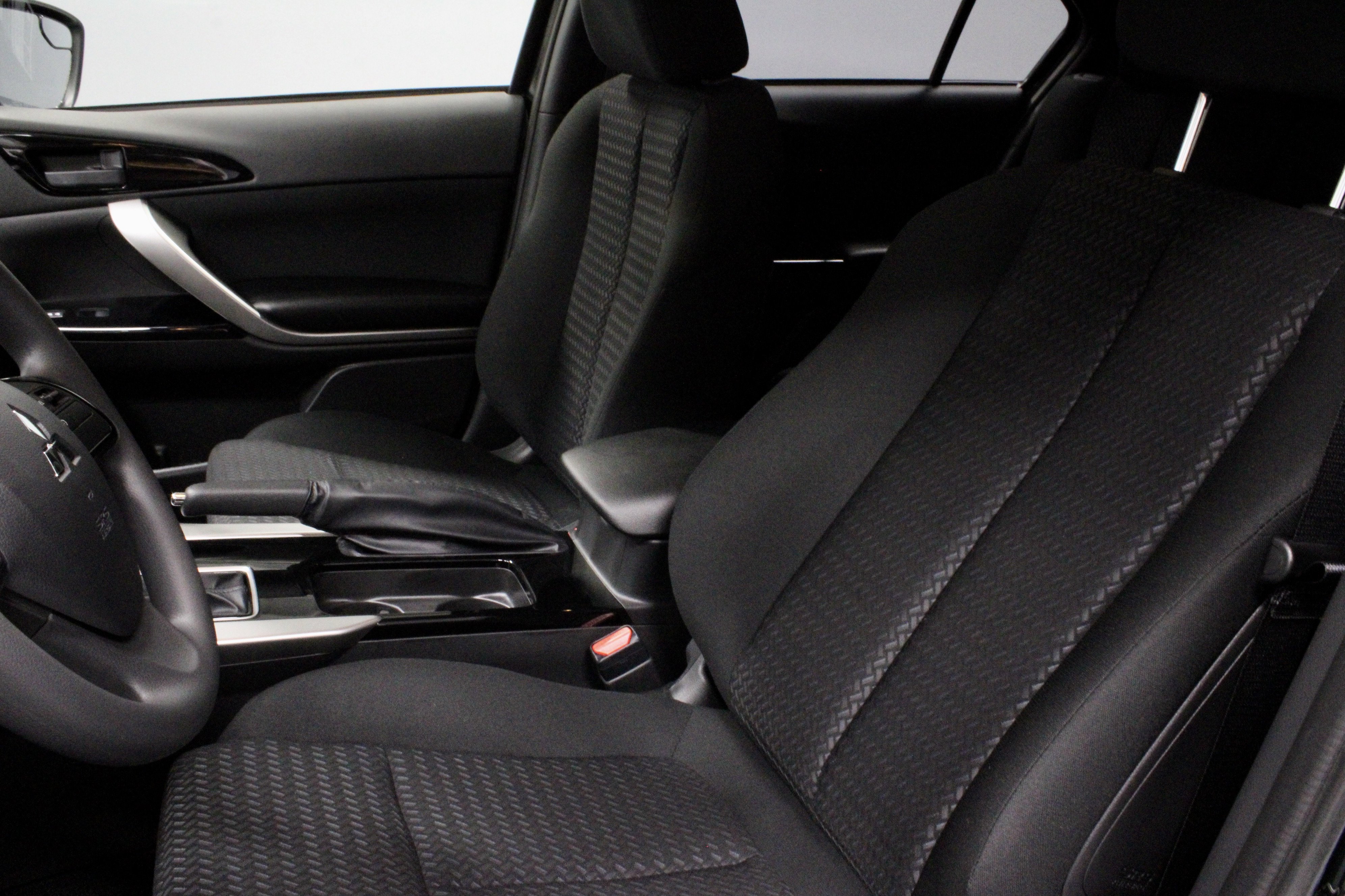 New 2026 Mitsubishi Eclipse Cross LE image 18