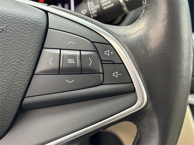 Used 2017 Cadillac XT5 Luxury w/ Driver Awareness Package image 25