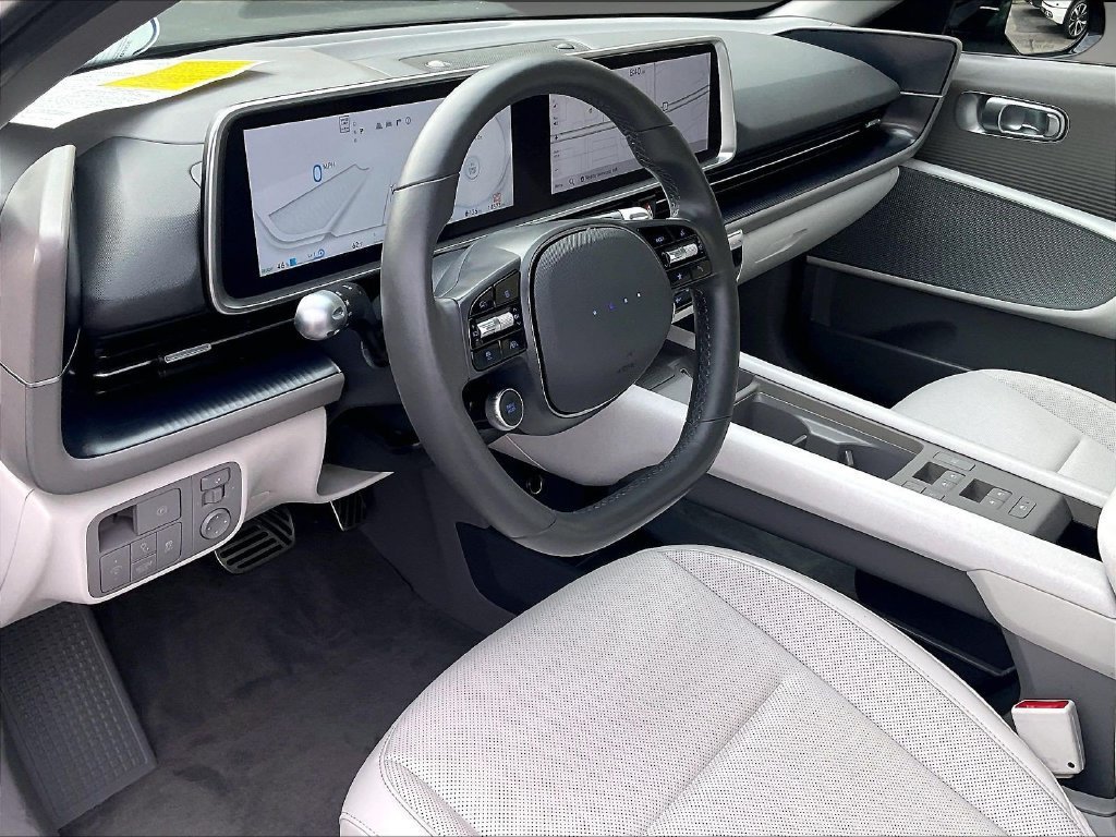 Used 2024 Hyundai Ioniq 6 Limited AWD/4WD image 8
