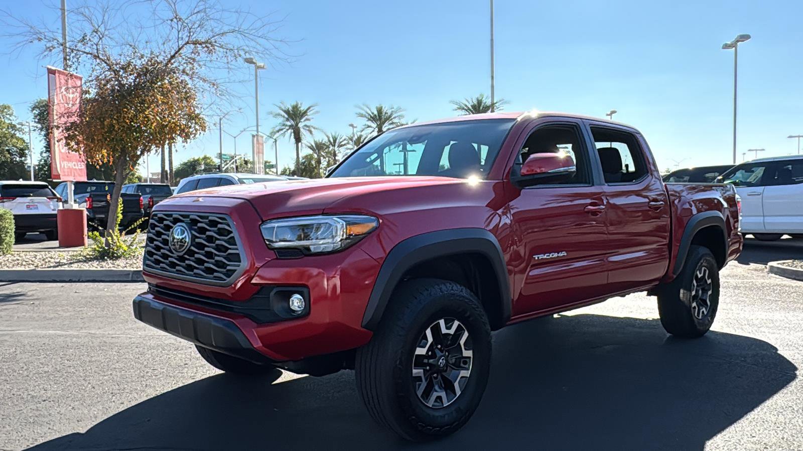 Used 2023 Toyota Tacoma TRD Sport image 3