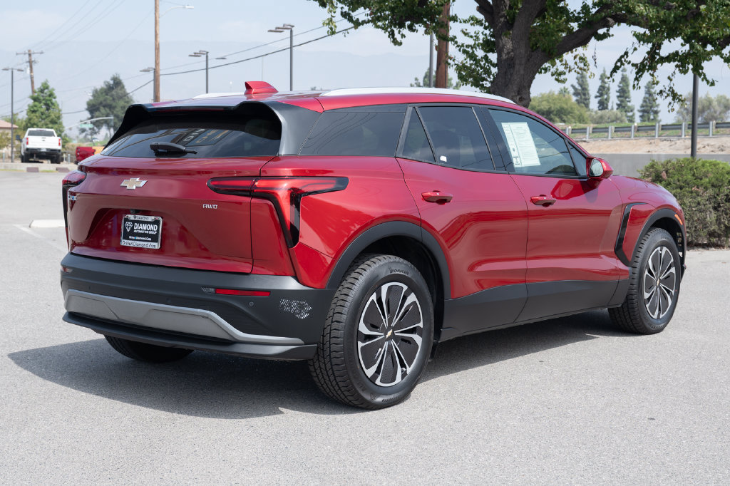 Used 2024 Chevrolet Blazer EV LT AWD/4WD image 4
