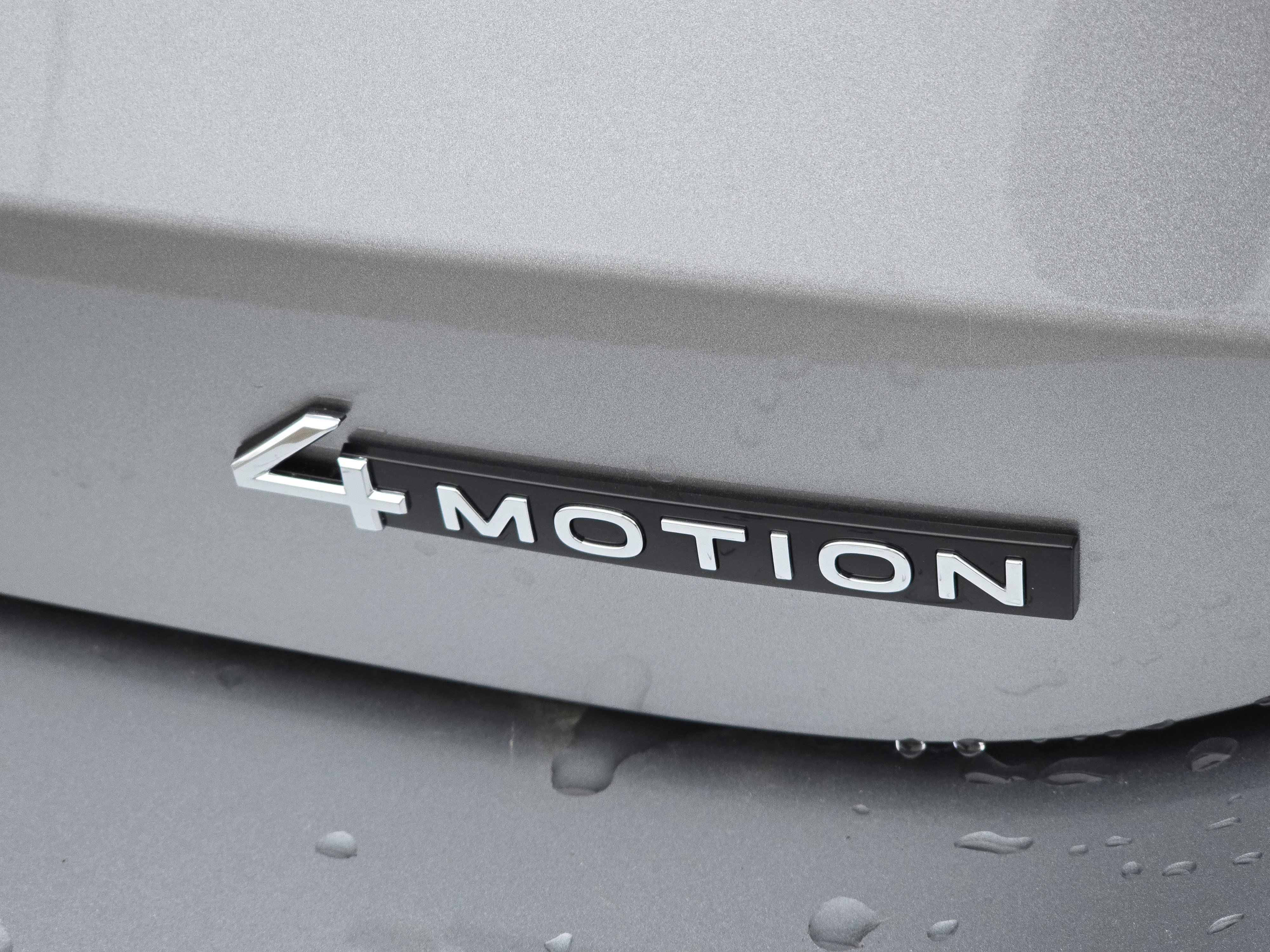 New 2026 Volkswagen Tiguan SE image 15