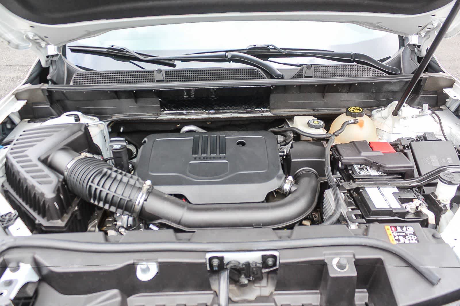 Used 2023 GMC Acadia SLE w/ Driver Convenience Package FWD image 36