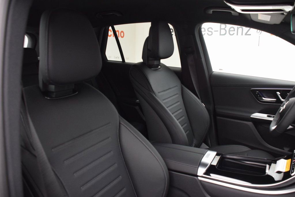 New 2026 Mercedes-Benz GLC 300 image 17