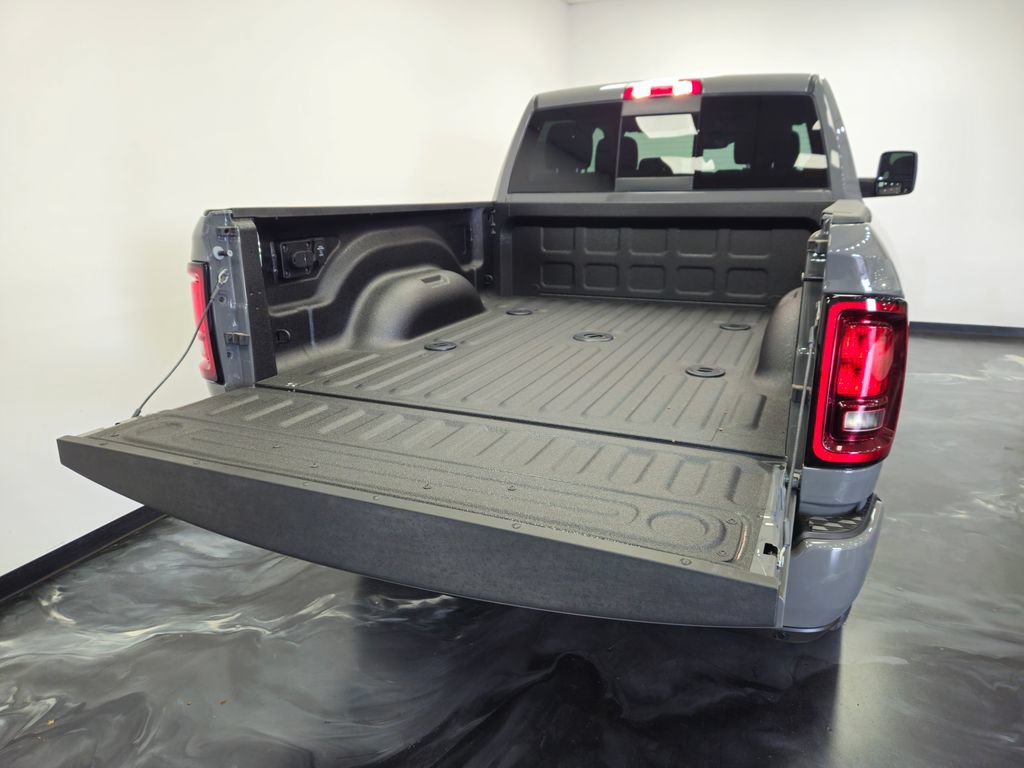 New 2026 RAM 2500 Tradesman AWD/4WD image 9
